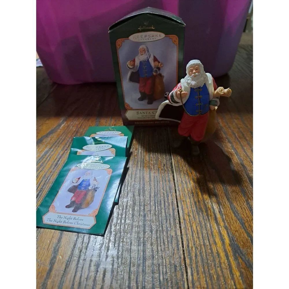 2001 Hallmark Keepsake Santa Claus Night Before Christmas Holiday Ornament